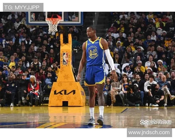 2007年NBA季后赛小牛队遭勇士逆袭历史性一战回顾与分析