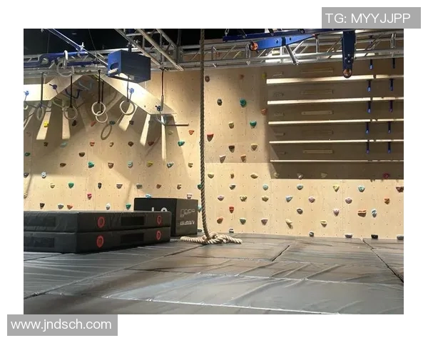 攀岩深度解析:上海攀岩队如何突破极限与挑战 攀岩深度解析:上海攀岩队如何突破极限与挑战