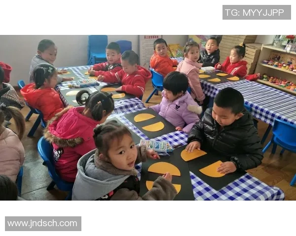 足球明星陈红的精彩瞬间与职业生涯回顾图片集锦